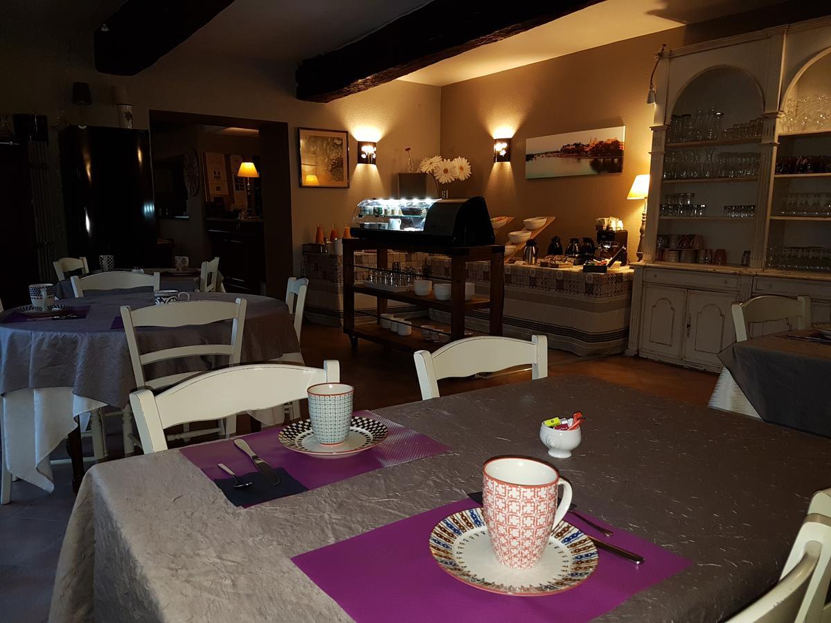 Logis Hotel La Ferme Avignon Bagian luar foto